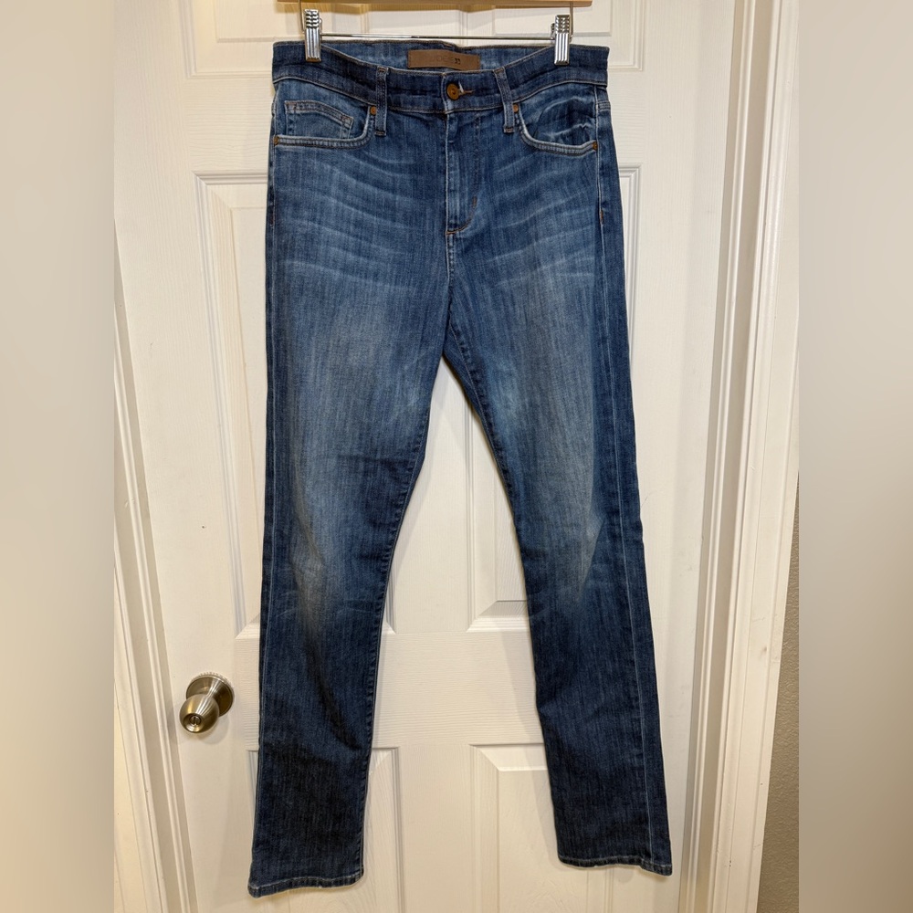 Men's Joe’s Jeans size 29 waist, 32 or 33 inseam, slim fit